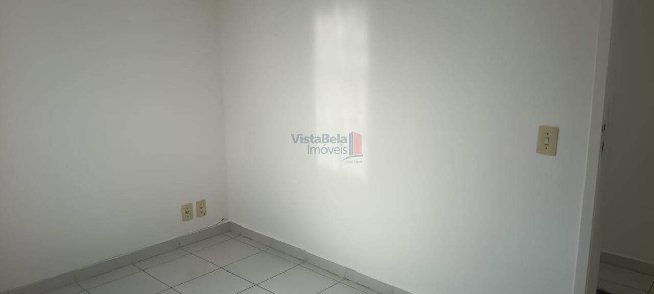 Apartamento para aluguel no Jardim das Nações: 