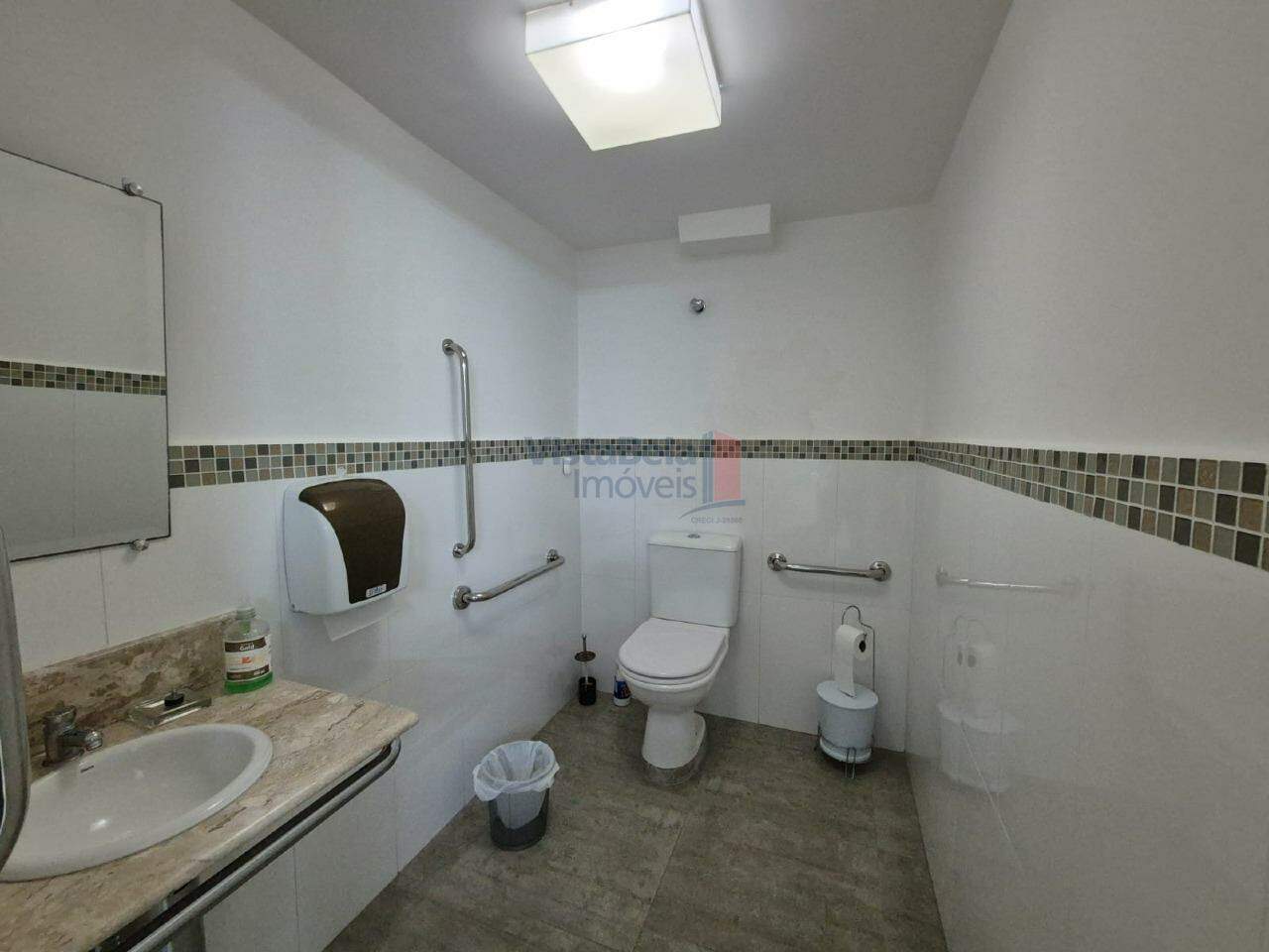 Sala para aluguel no Centro: 