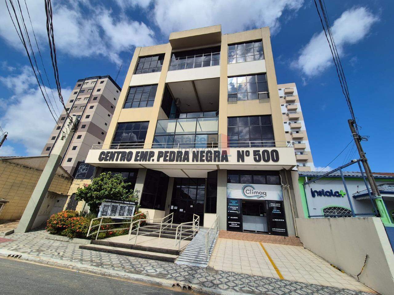 Sala para aluguel no Centro: 