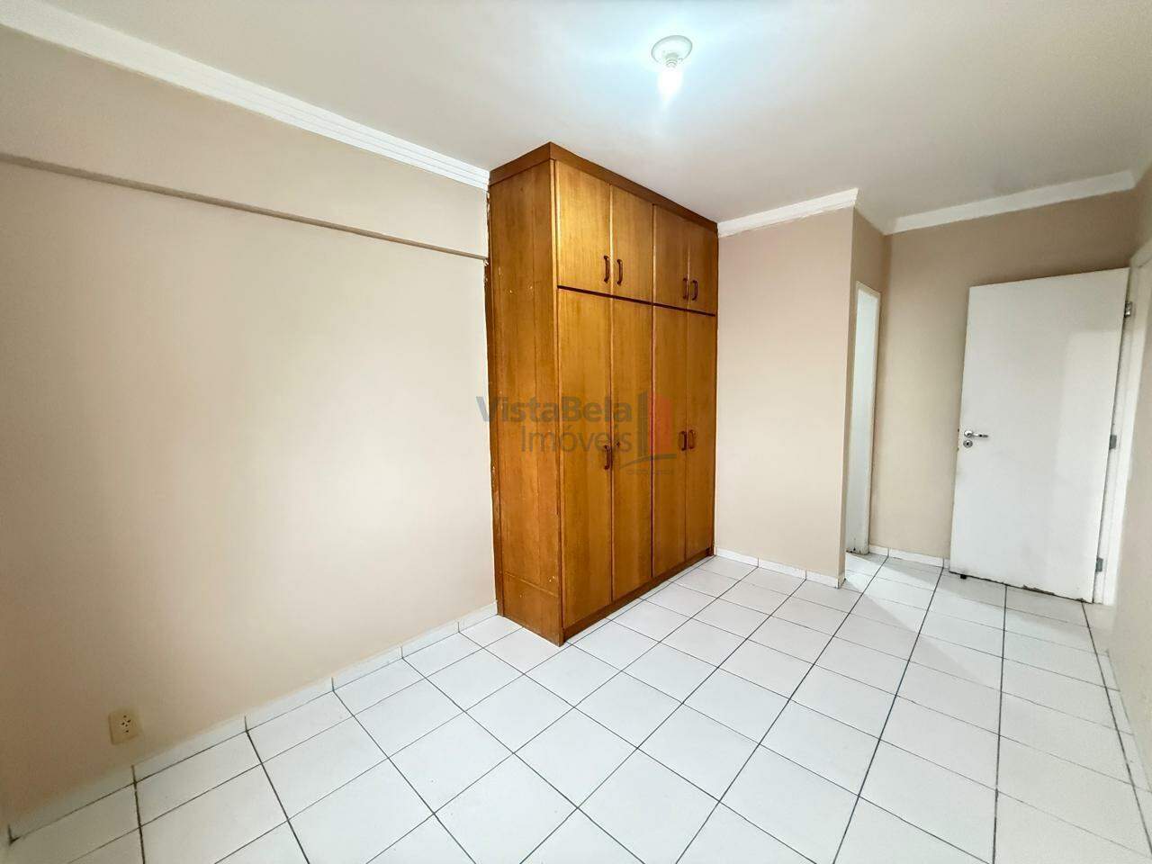 Apartamento para aluguel no Jardim das Nações: 