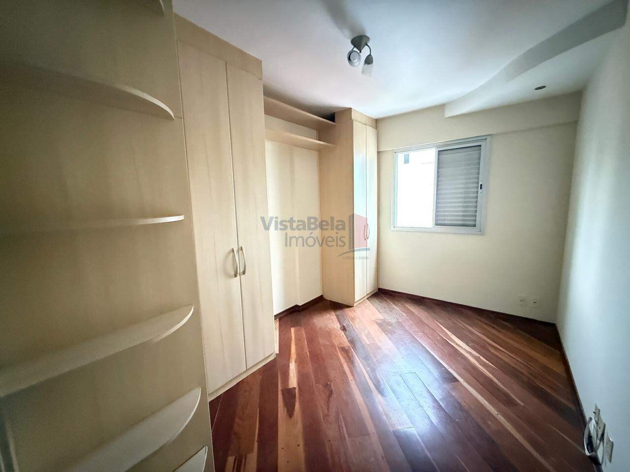 Apartamento para aluguel no Jardim das Nações: 