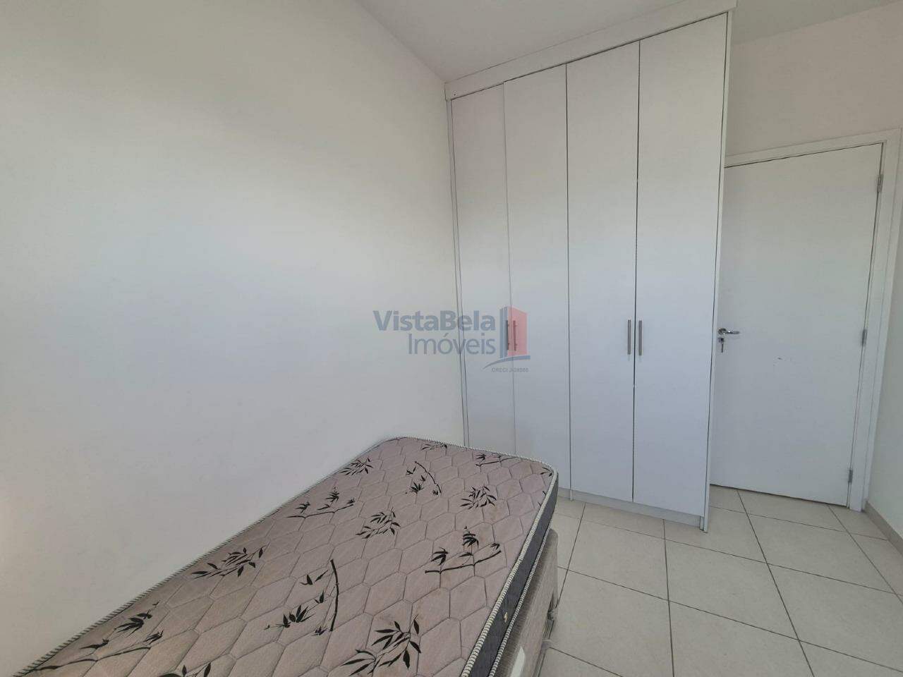 Apartamento para aluguel no AreÃO: 