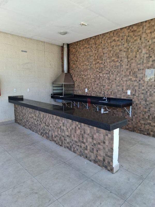 Apartamento à venda no Granjas Santa Terezinha: 