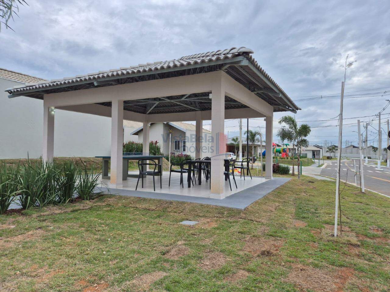 Casa em Condomínio para aluguel no Distrito Industrial do Una II: 