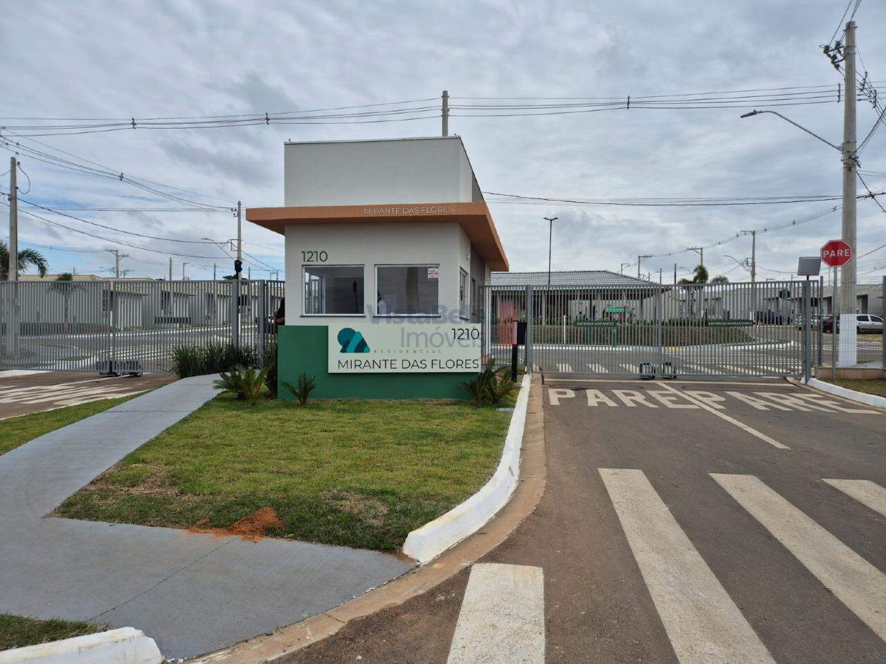 Casa em Condomínio para aluguel no Distrito Industrial do Una II: 