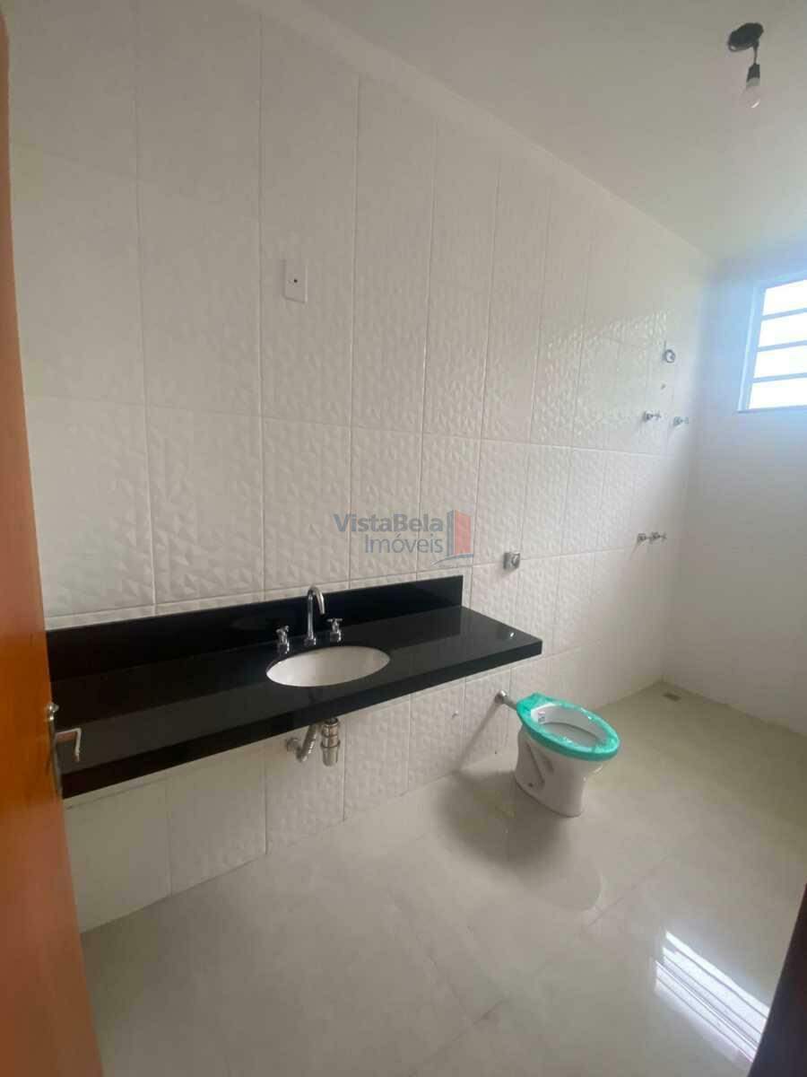 Casa em Condomínio para aluguel no Parque Esperança: