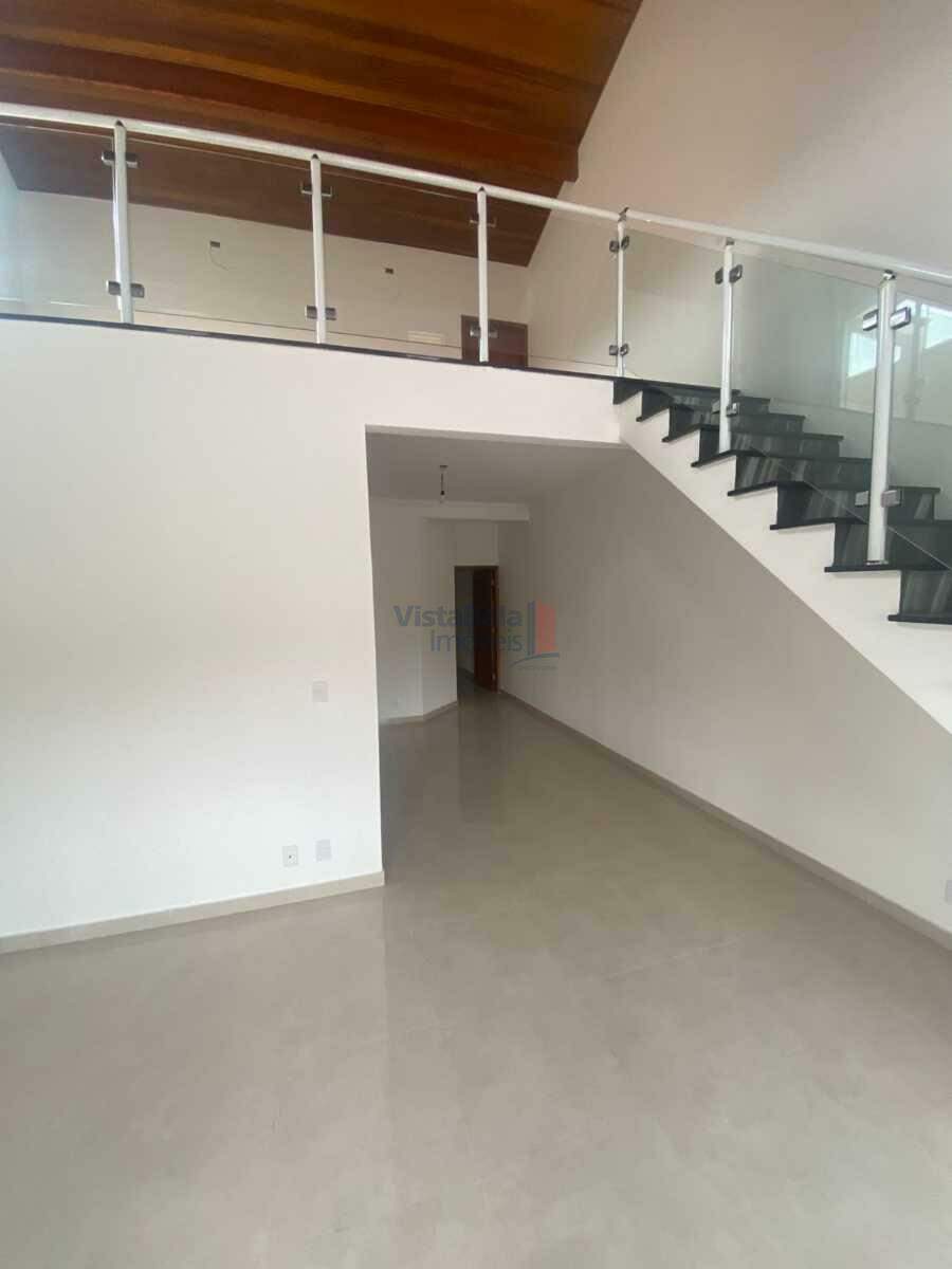 Casa em Condomínio para aluguel no Parque Esperança: