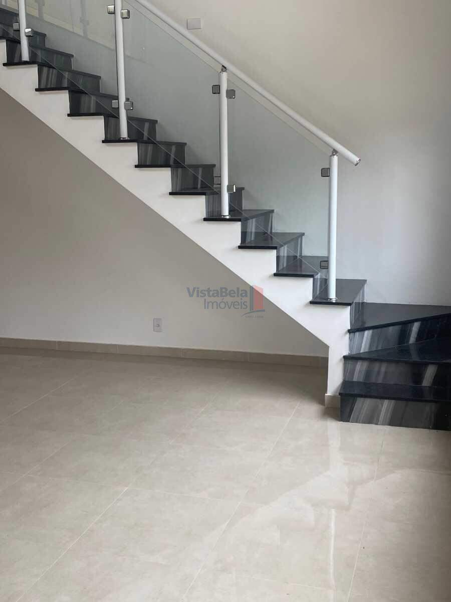 Casa em Condomínio para aluguel no Parque Esperança: