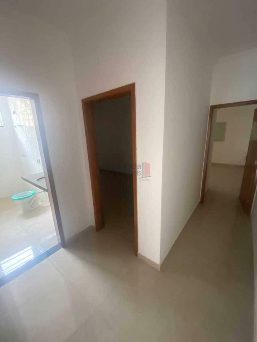 Casa em Condomínio para aluguel no Parque Esperança: