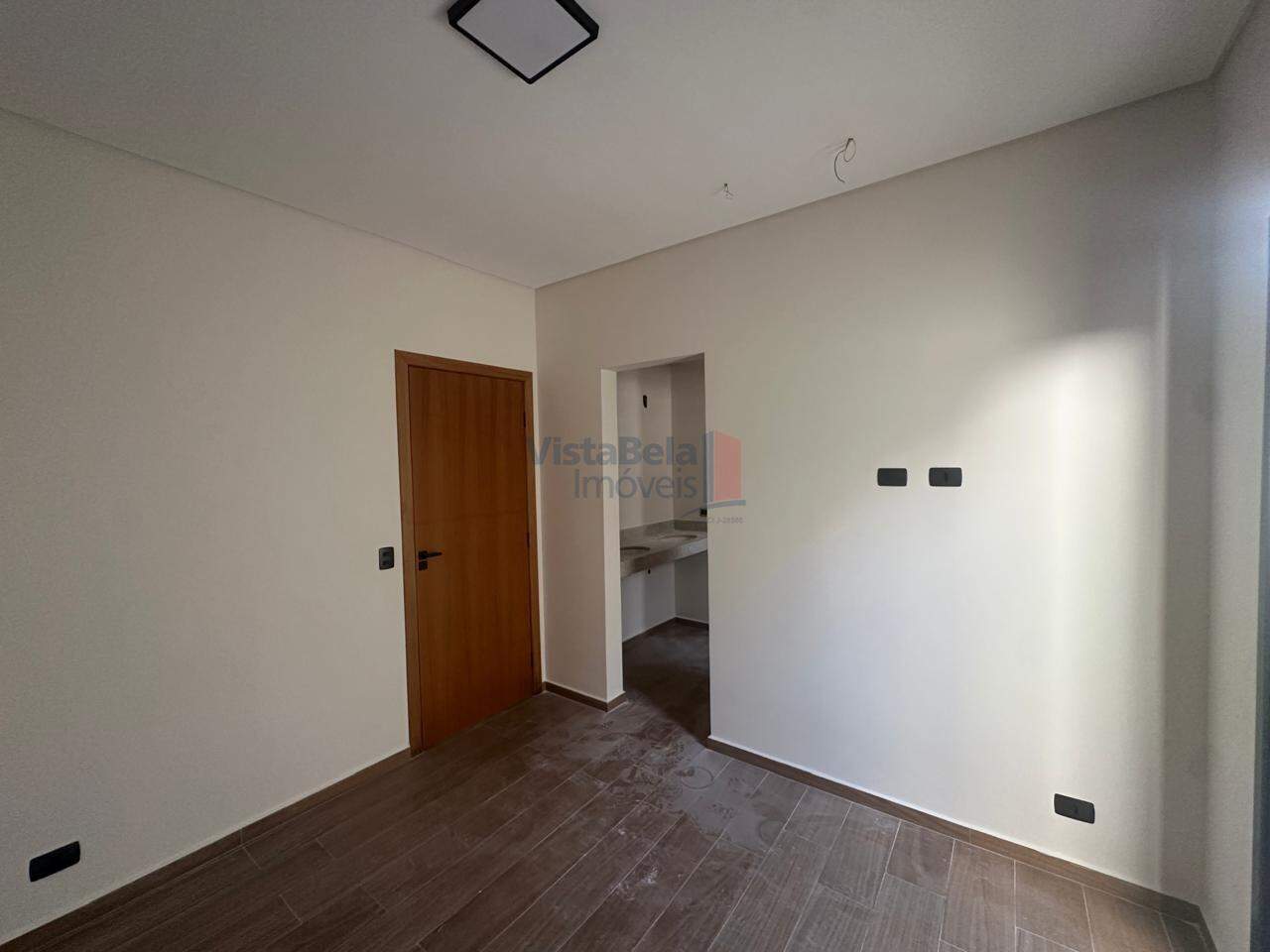 Casa em Condomínio à venda no AreÃO: 