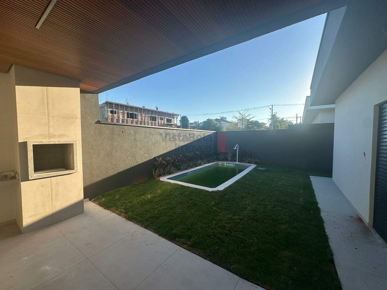 Casa em Condomínio à venda no AreÃO: 