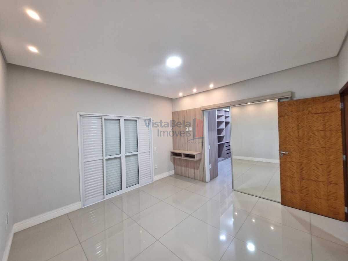 Casa em Condomínio para aluguel no Guedes: