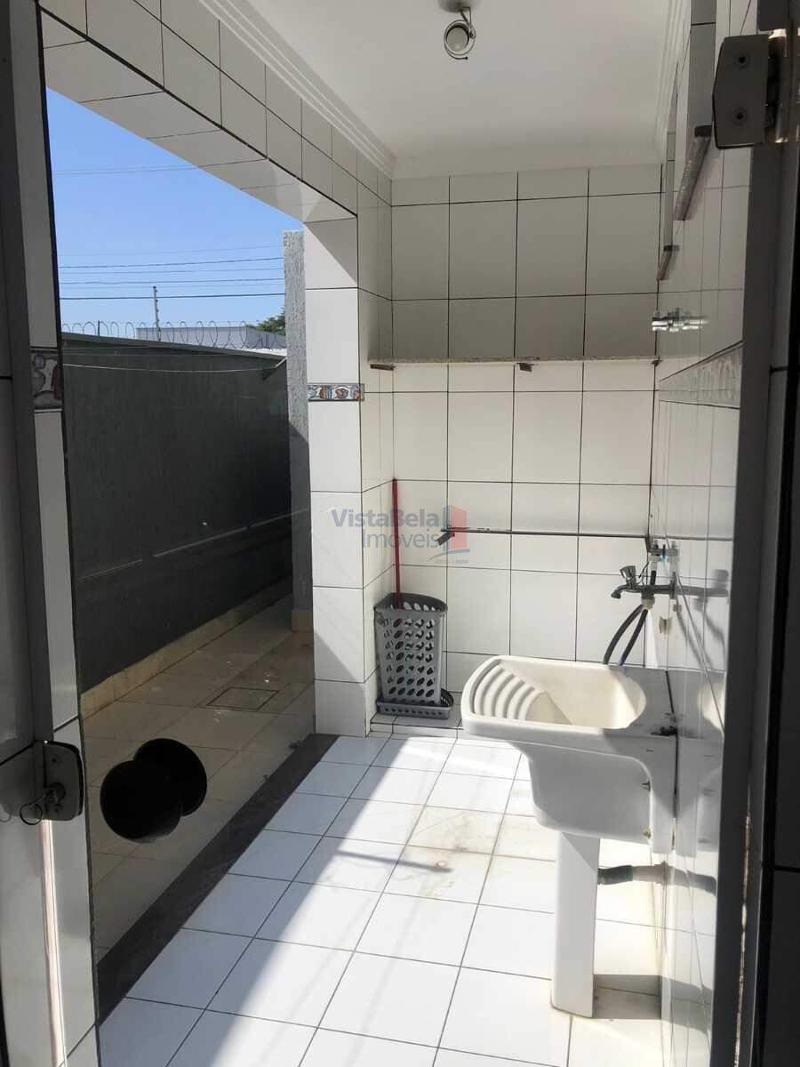 Casa para aluguel no Loteamento Residencial Campos do Conde II: 
