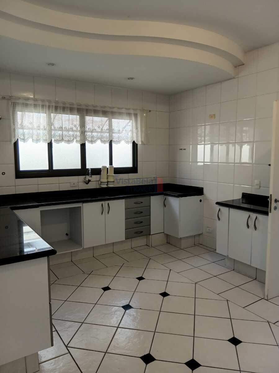 Casa em Condomínio para aluguel no Condomínio do Taubaté Village: