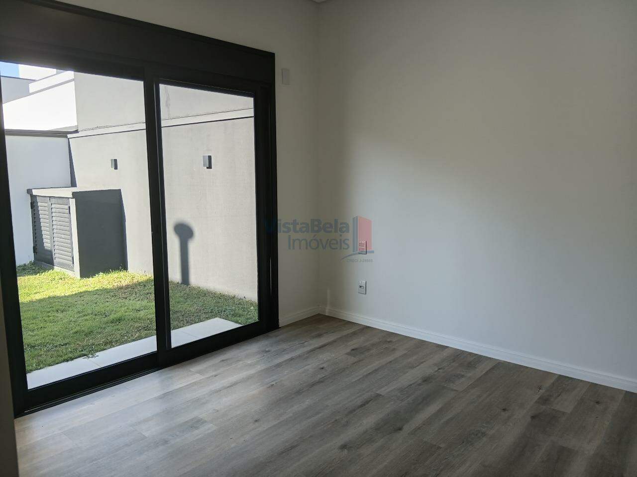 Casa em Condomínio para aluguel no Piracangaguá: