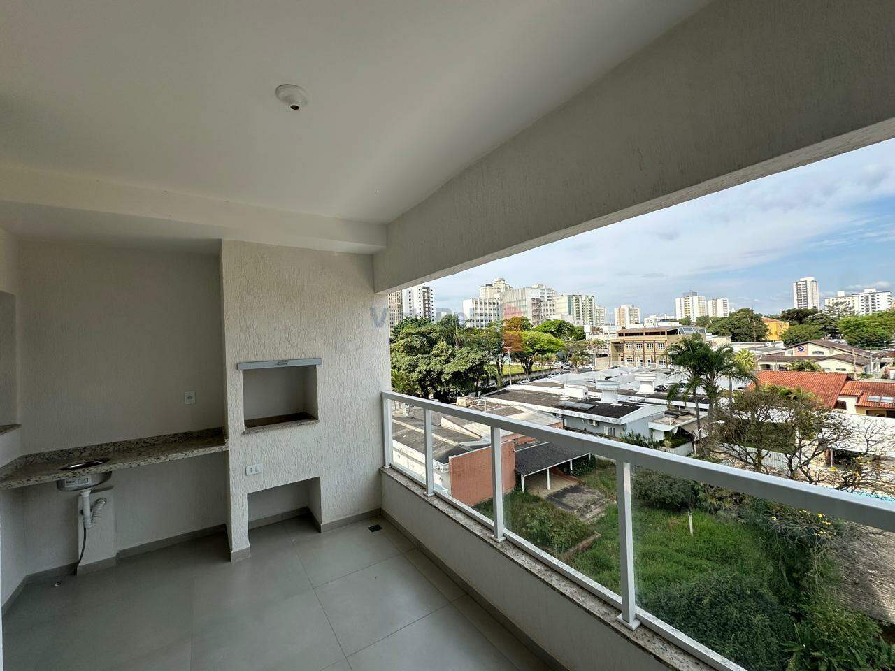 Apartamento à venda no Jardim das Nações: