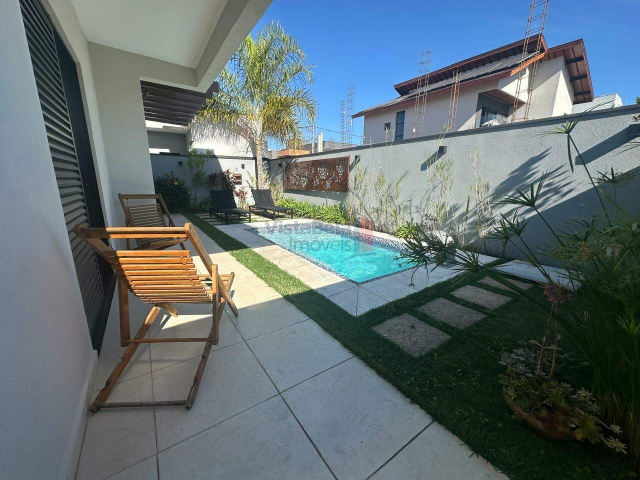 Casa à venda no Piracangaguá: 