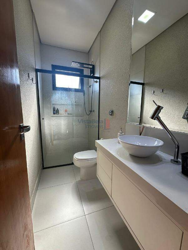 Casa à venda no Piracangaguá: 