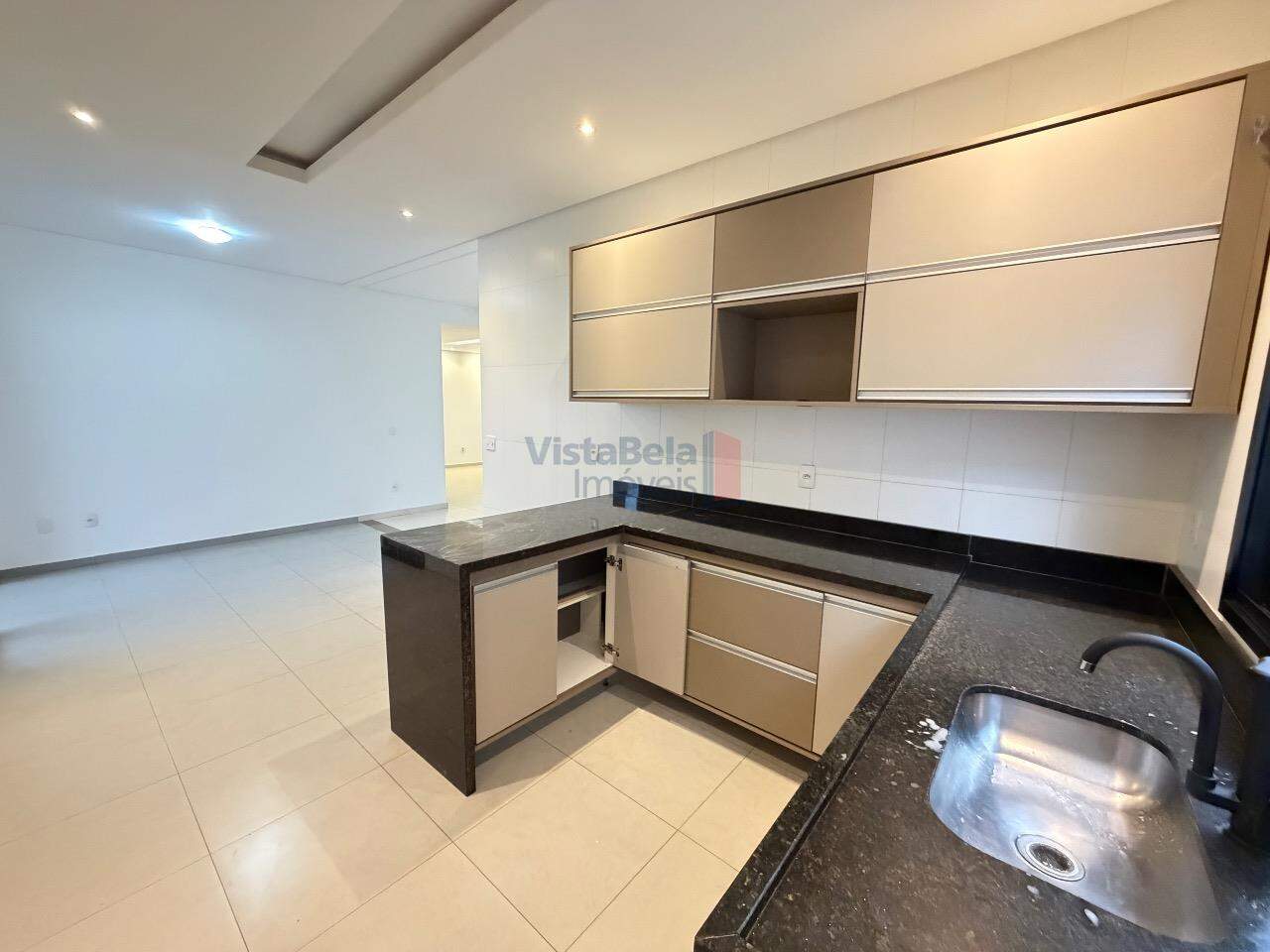 Casa em Condomínio para aluguel no Loteamento Residencial Reserva dos Lagos: