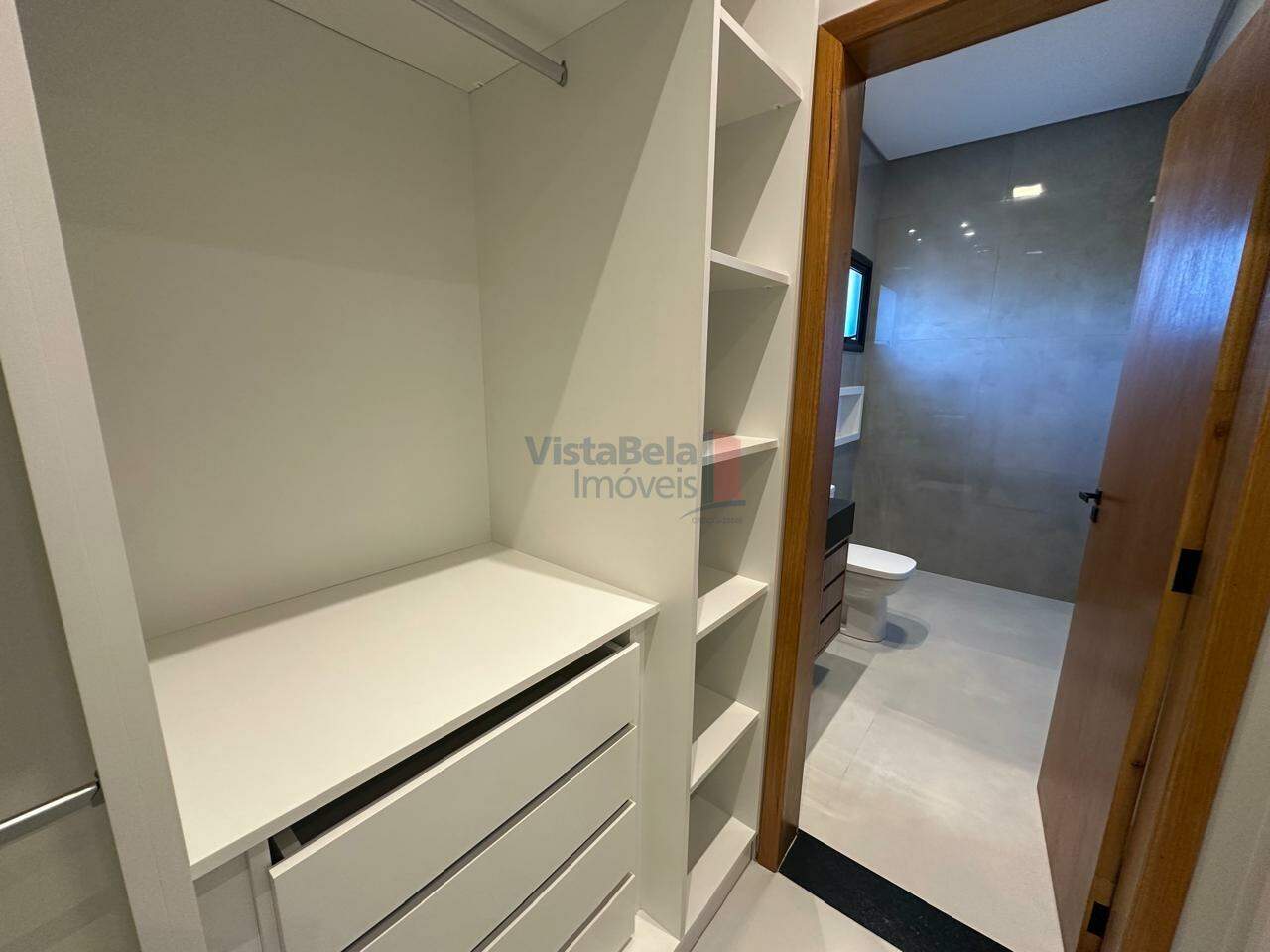 Casa em Condomínio à venda no Loteamento Residencial Pérola do Vale: