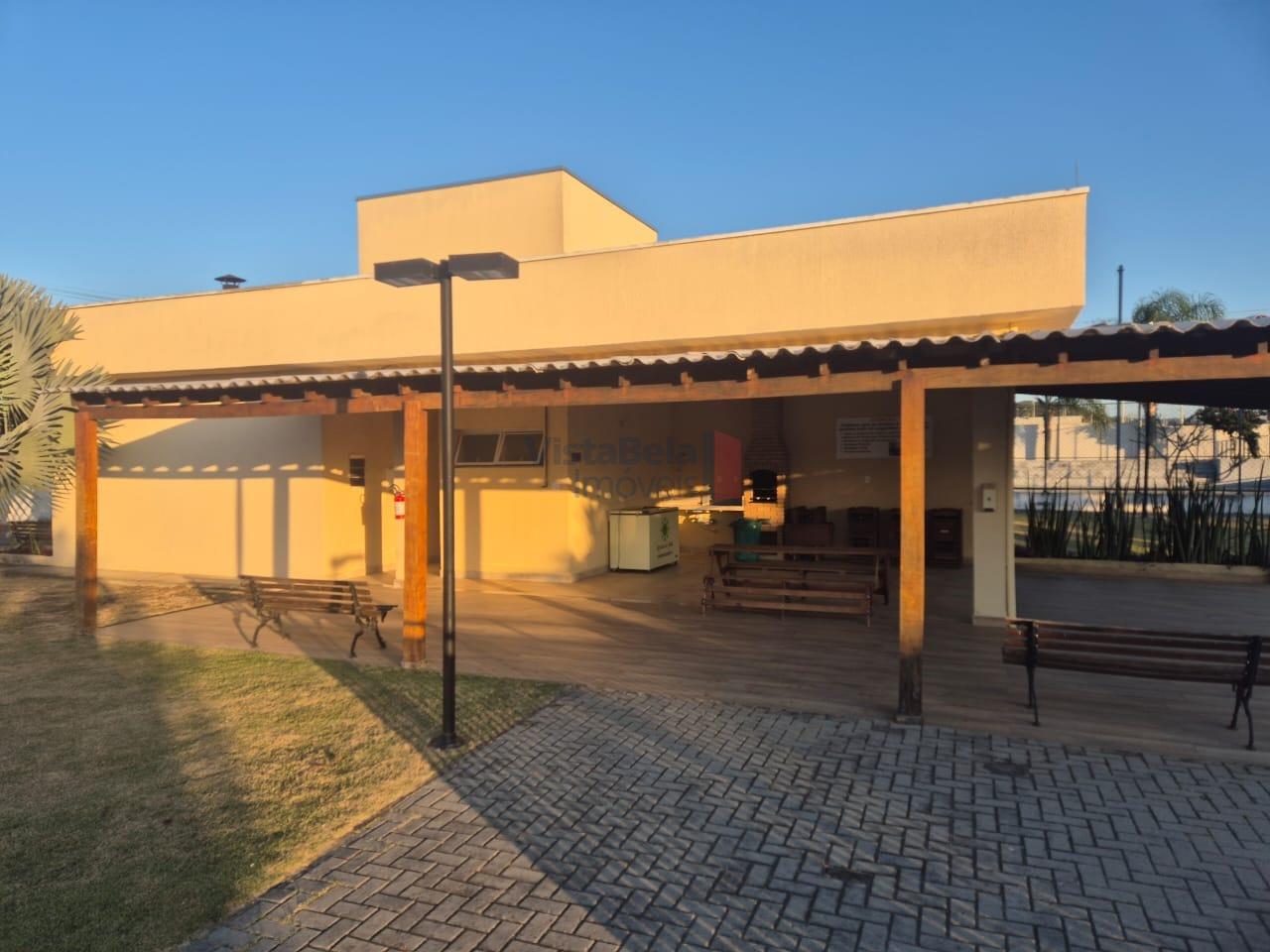 Lote em condomínio à venda no Vale dos Cristais: