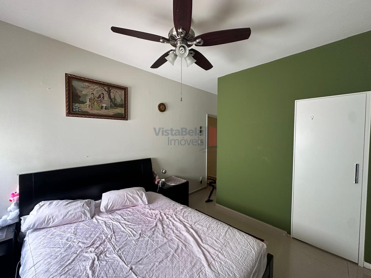 Casa à venda no Centro: