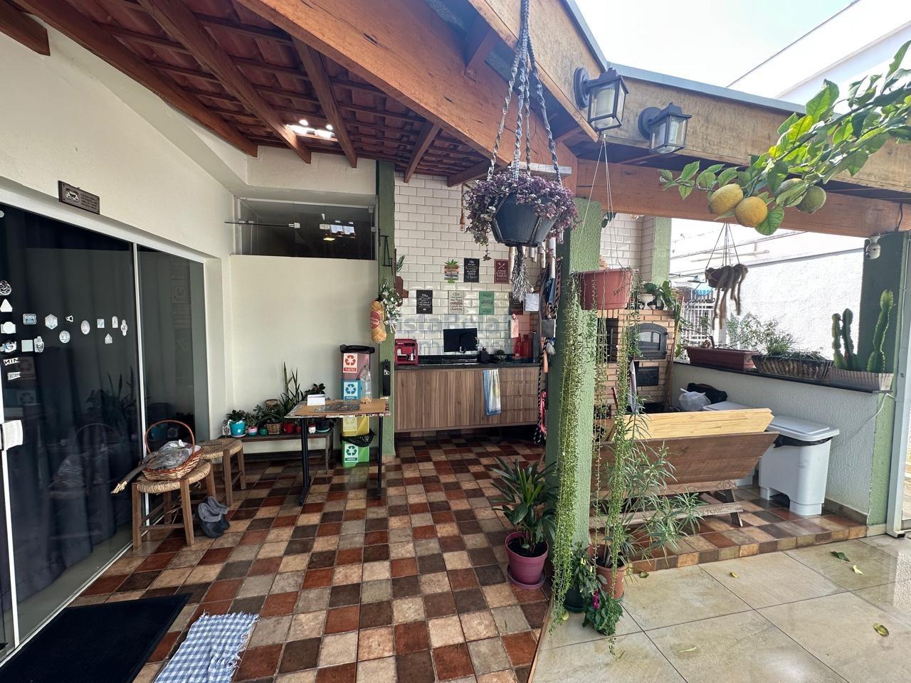 Casa à venda no Centro: