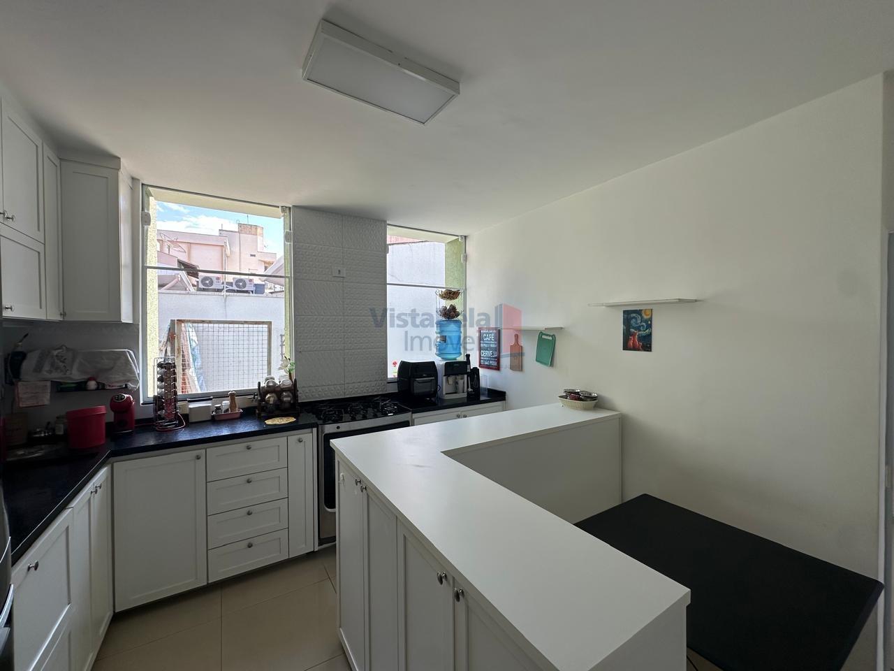 Casa à venda no Centro: