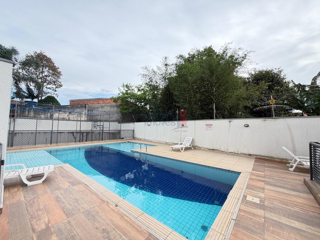 Apartamento para aluguel no Granjas Santa Terezinha: 