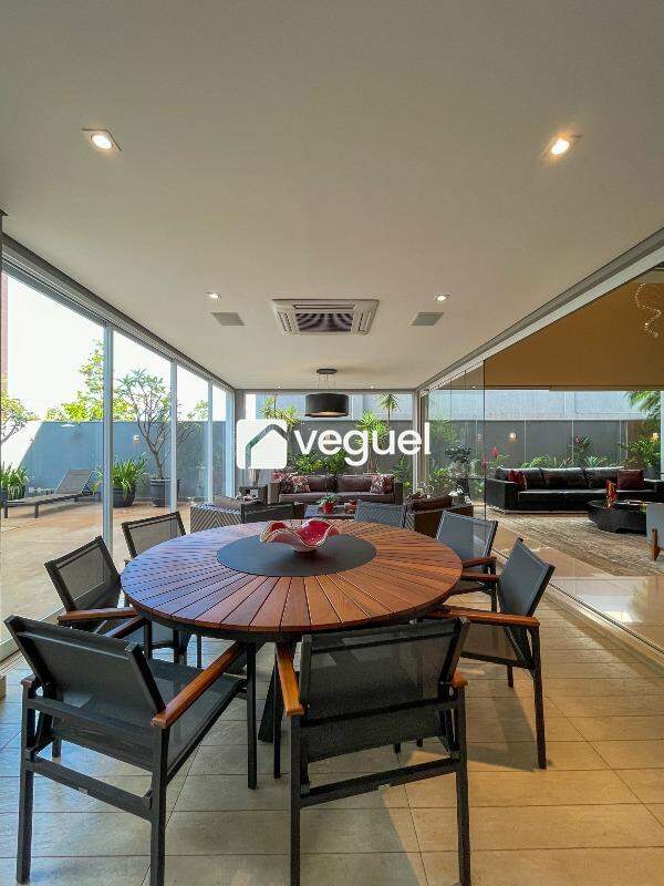 Casa em condomínio à venda no Jardim Botânico: 