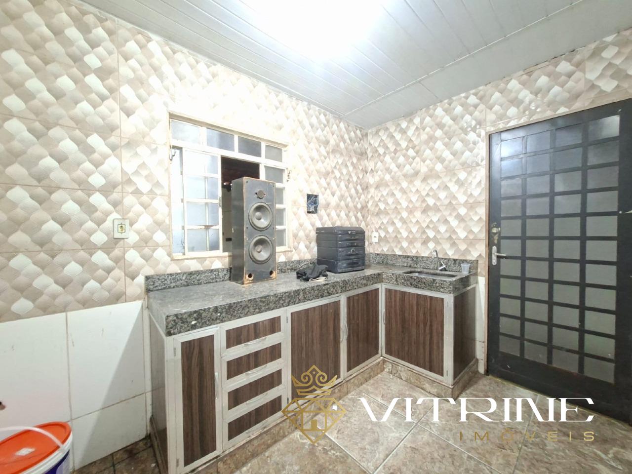 Casa à venda no Vila Das Roseiras: 