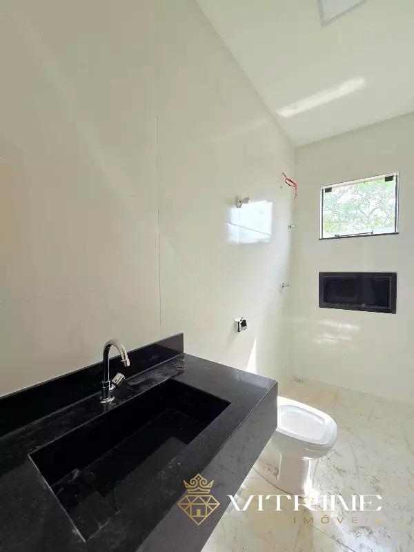 Casa à venda no Itacolomi: 