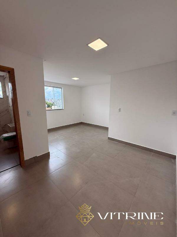 Apartamento à venda no Manoel Valinhas : 
