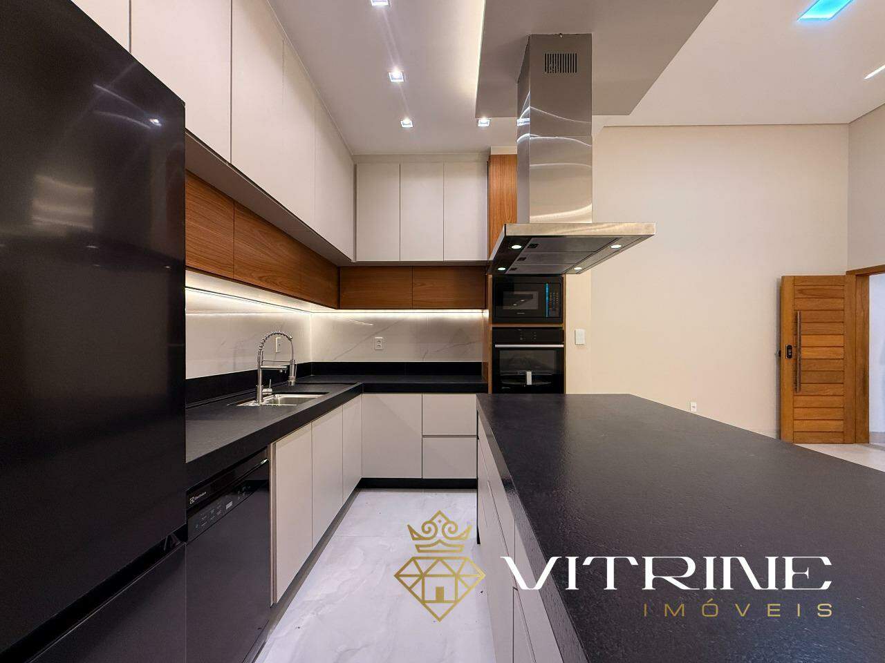 Casa à venda no Fabio Notini : 