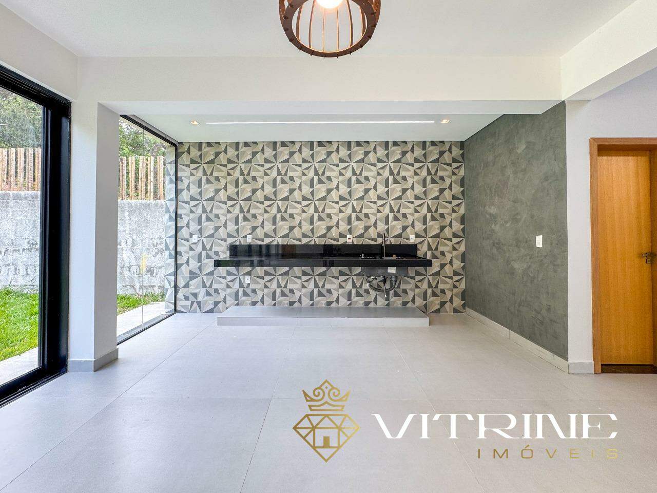 Casa à venda no Condomínio Balneário do Lago: 