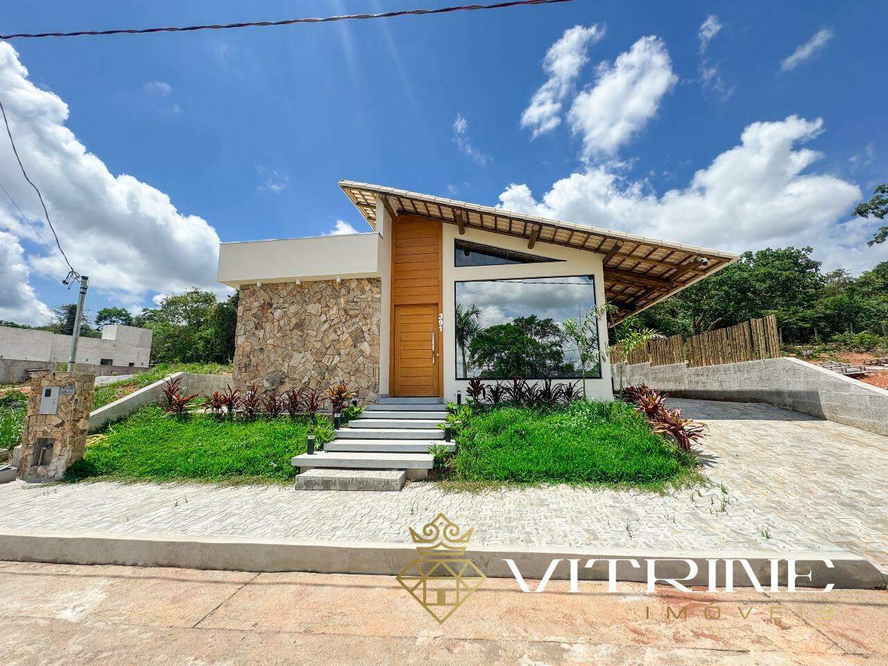 Casa à venda no Condomínio Balneário do Lago: 