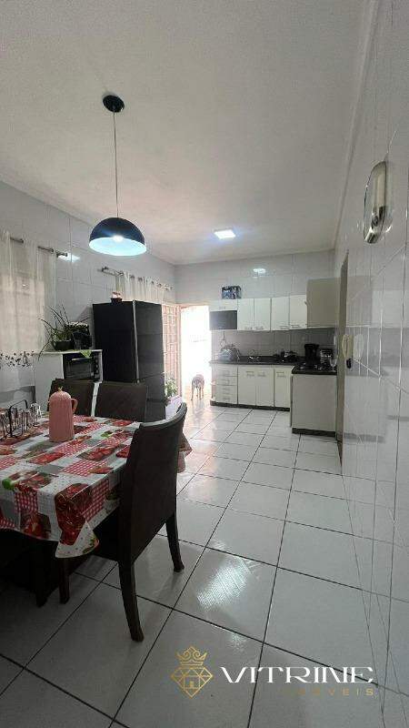 Casa à venda no Jardim das Acácias: 