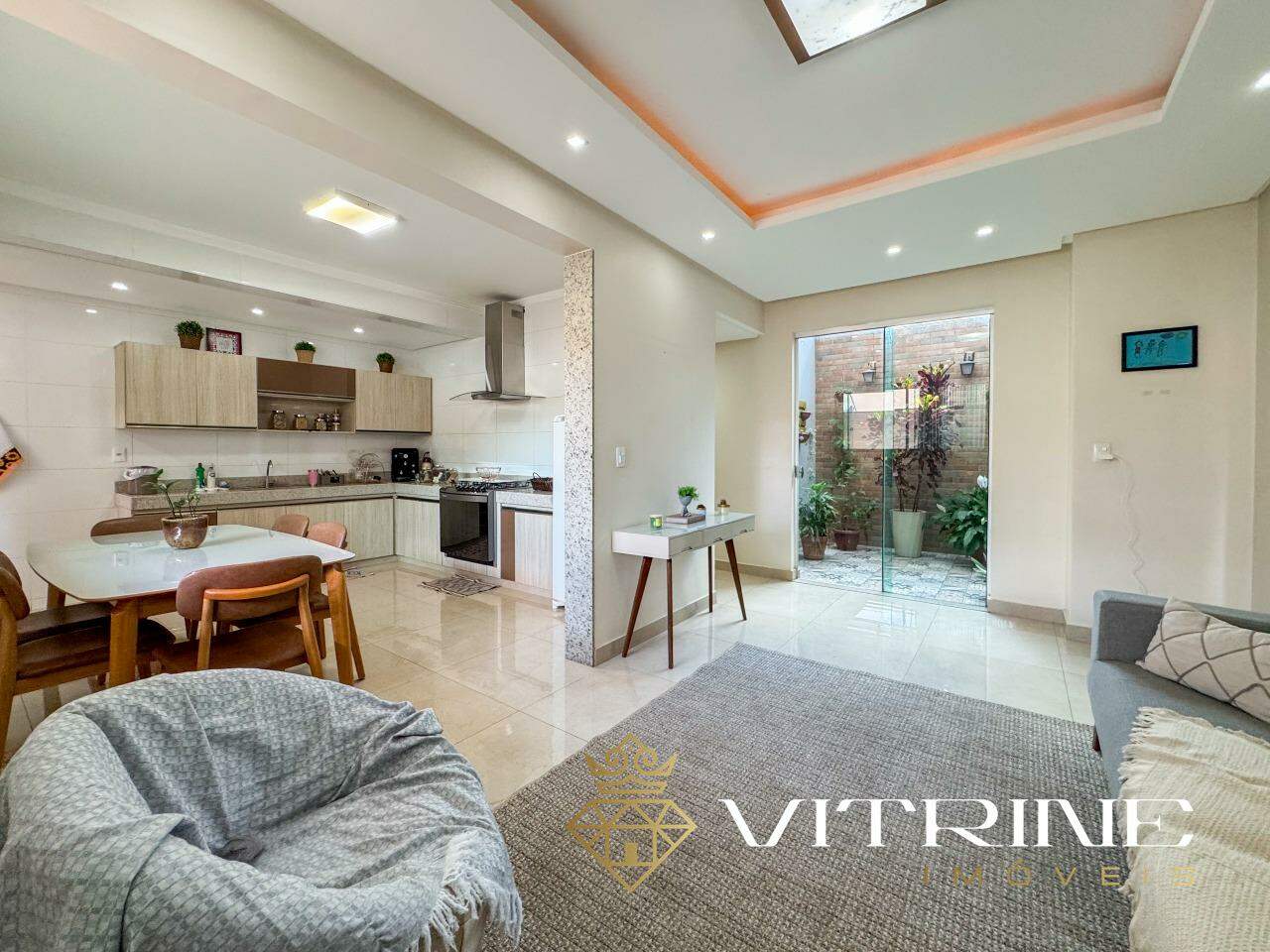 Área privativa à venda no Manoel Valinhas : 