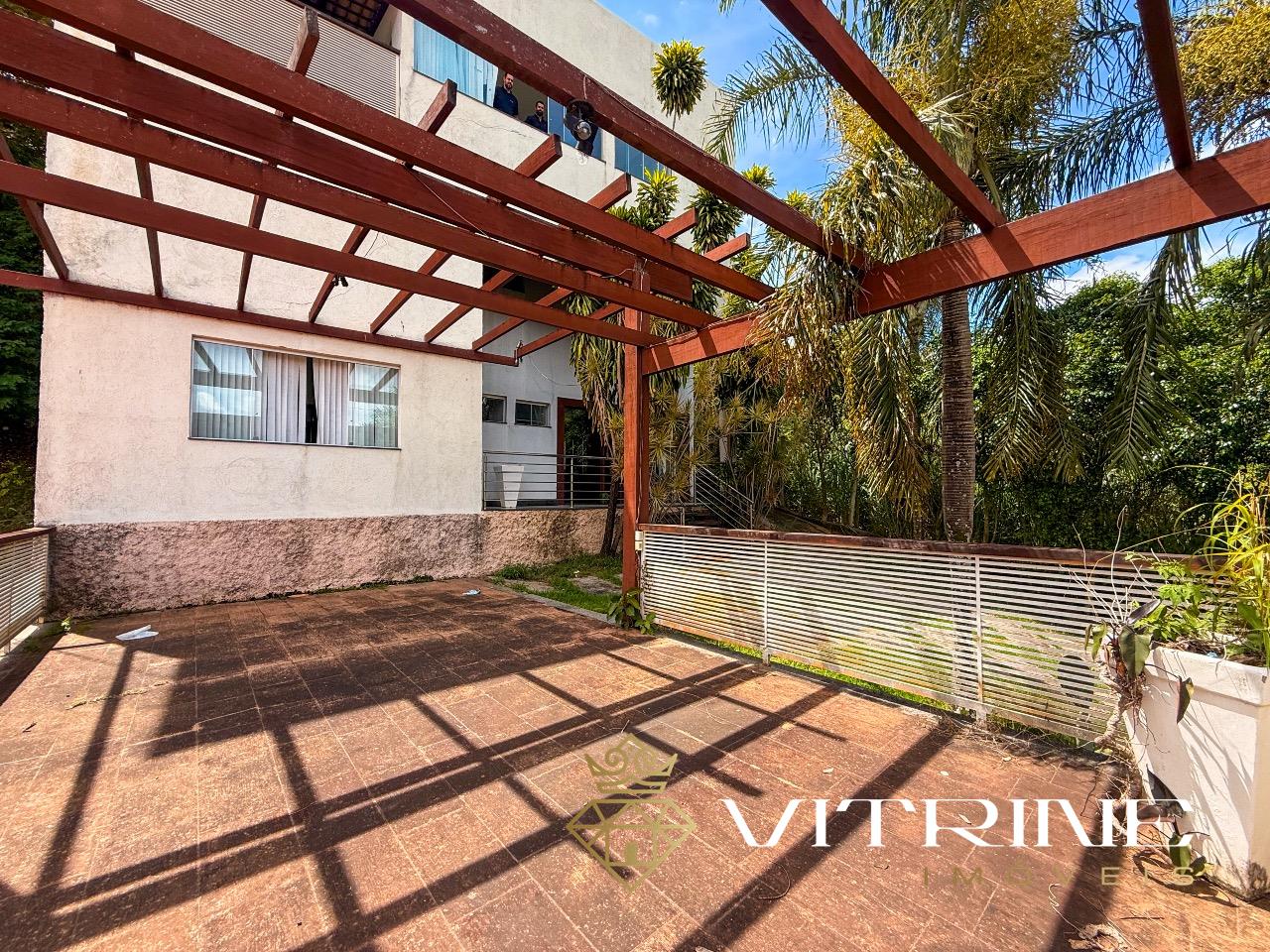 Casa em Condomínio à venda no Capitólio: 