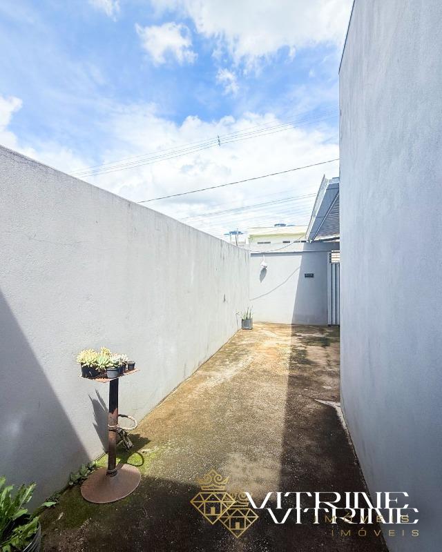 Casa à venda no Davanuze: 