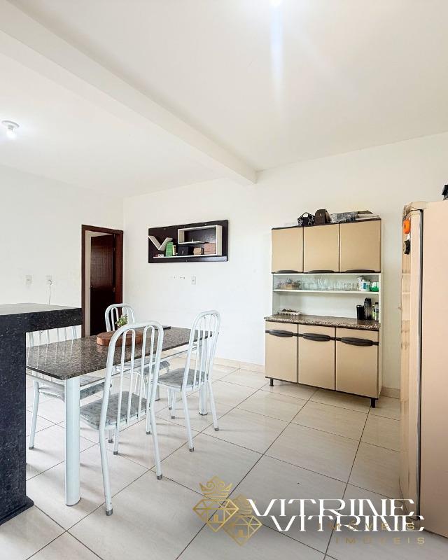 Casa à venda no Davanuze: 