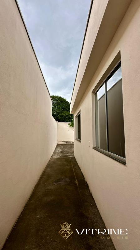 Casa à venda no Jardim Candelaria: 