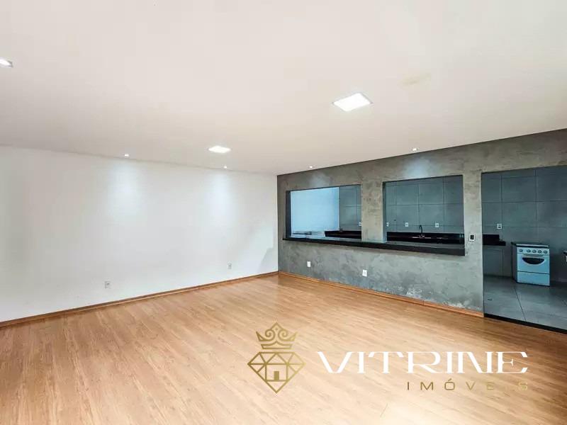 Casa à venda no Planalto: 