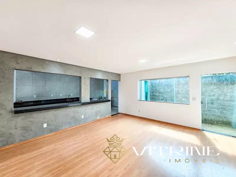 Casa à venda no Planalto: 