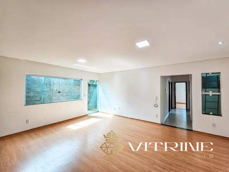 Casa à venda no Planalto: 