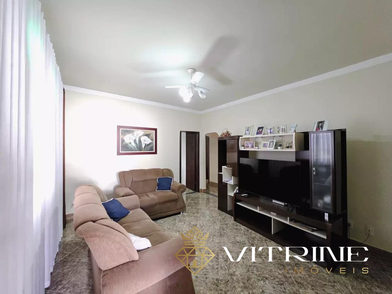 Casa à venda no Planalto: 