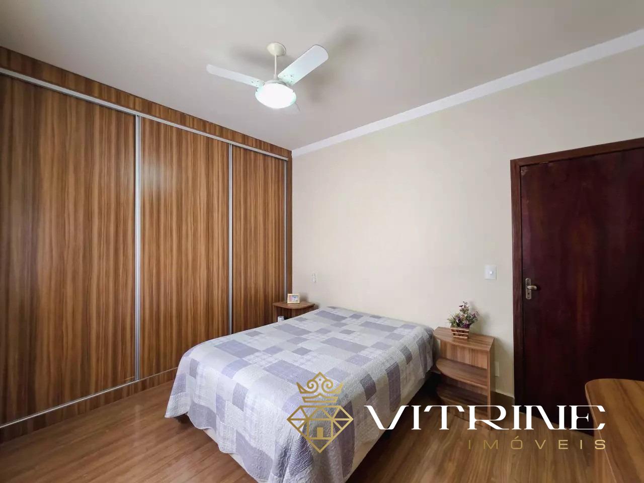 Casa à venda no Planalto: 