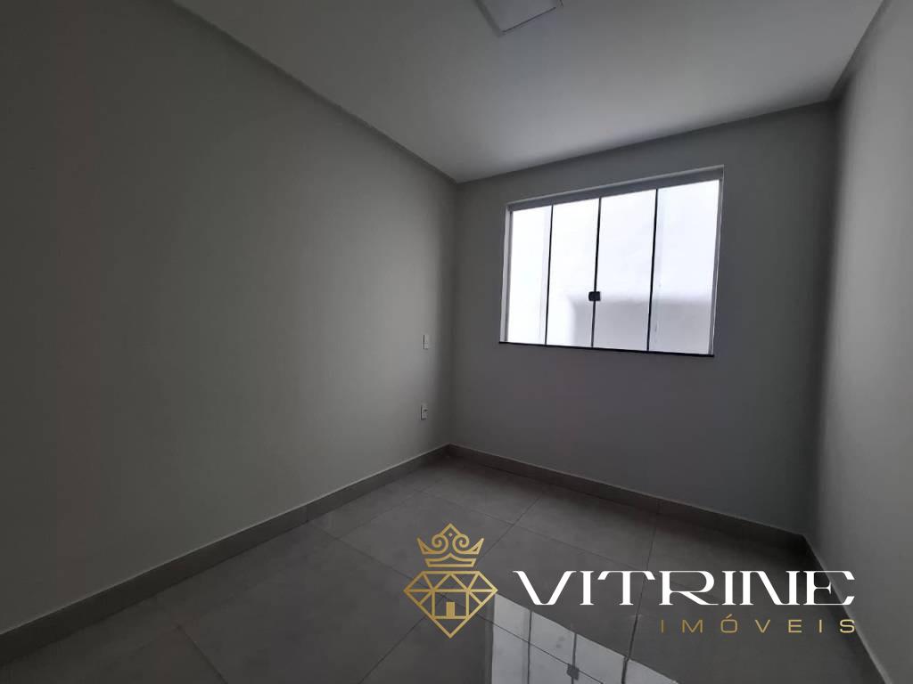 Apartamento à venda no Rancho Alegre : 