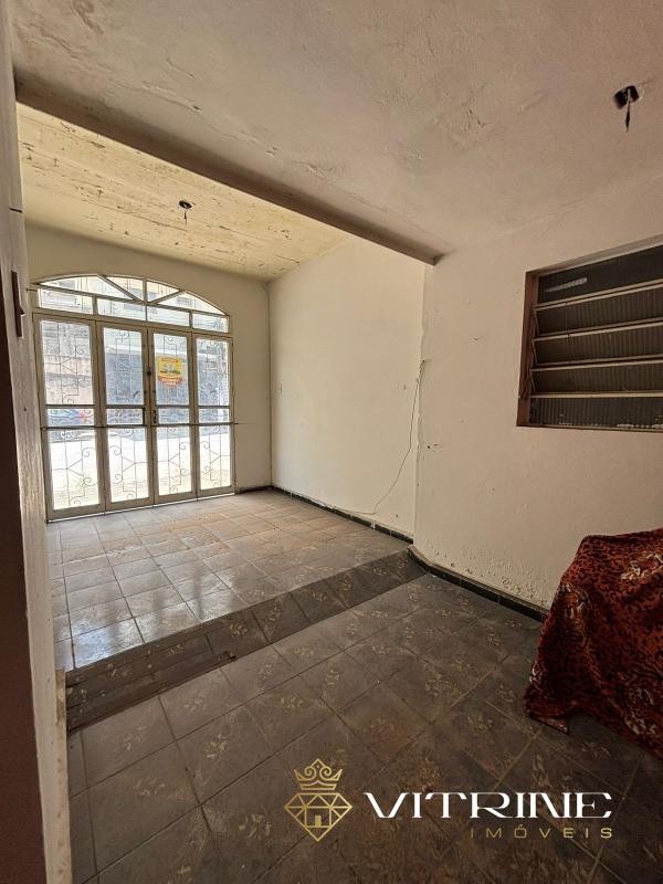 Casa à venda no Catalão: 