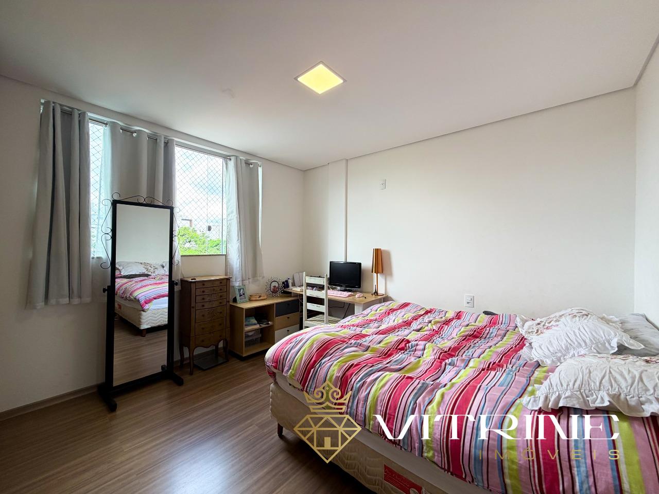 Apartamento à venda no Manoel Valinhas : 